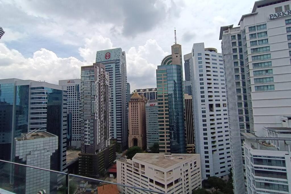A05 Bukit Ceylon Kl Tower View Balcony Apartment Kuala Lumpur Kültér fotó